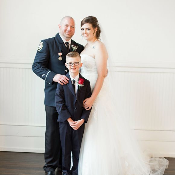 Meet your Posher, Ashley - Picture 1 of 1